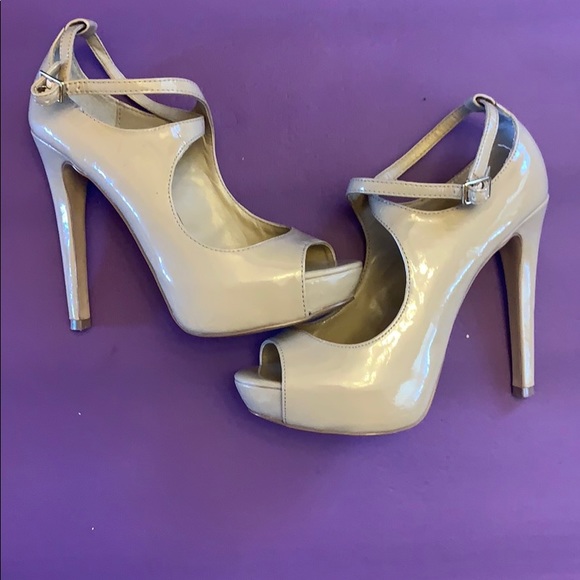 Steven madden nude high heels - Picture 3 of 3